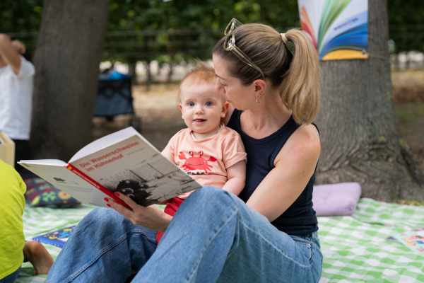 Lesen im Park 2026 (Copyright) Daniela Fröstl